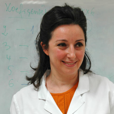 Dr. Dorina Mele
