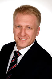 Dr. Peter Schraegle