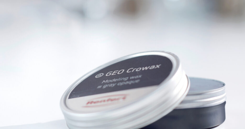 GEO CROWAX CERVICAL AND UNDERCUT WAX RED TRANSPARENT 80 GR